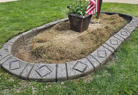 custom-curbingshot_custom-curbing0251024_165626_Gallery Brick walkway